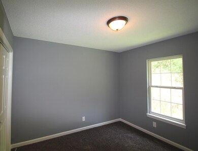 711 Wood St, Manchester, TN 37355 - photo 7