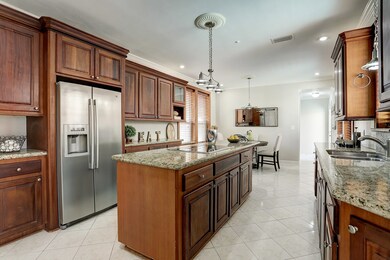 11 Hickory Shadows Dr, Houston, TX 77055 - photo 7