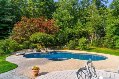 42 Louise Dr, Hollis, NH 03049 - photo 2