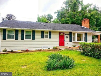 6805 Duluth St, Hyattsville, MD 20785 - photo 2