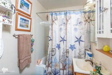 01-Bathroom KJC_1027