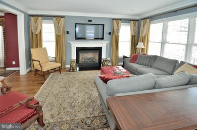 6907 Willow St, Falls Church, VA 22046 - photo 3