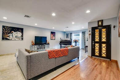 2217-East-Nicolet-Avenue-14