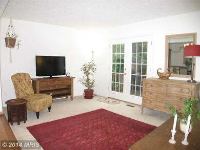 1577 Autumn Ridge Cir, Reston, VA 20194 - photo 2