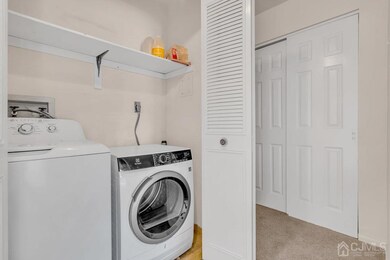 2004 Woodbridge Commons Way, Iselin, NJ 08830 - photo 5