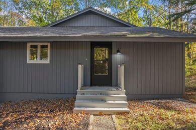 527 Hanson Ridge Rd, Springvale, ME 04083 - photo 3