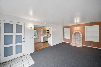 1271 Mistletoe Ln, Redding, CA 96002 - photo 6