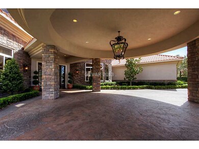 Property Photo. Porte Cochere