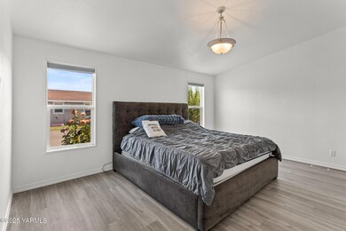2802 S 5th Ave #74