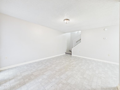 CAM04246G0-PR0183-STILL005