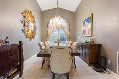 2764 W Orchard Cir, Davie, FL 33328 - photo 7