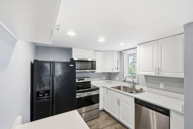 1635 SE Green Acres Cir unit DD202, Port Saint Lucie, FL 34952 - photo 3