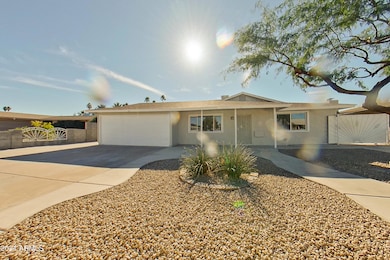 2131 W Edgewood Ave Mesa AZ-print-002-00