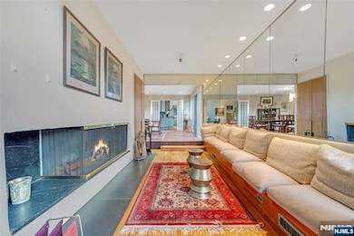 262 W Saddle River Rd, Upper Saddle River, NJ 07458 - photo 7