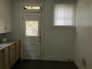 13558 Pinehurst St, Detroit, MI 48238 - photo 7