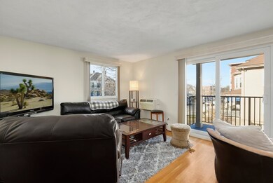 245 Lafayette St unit 2H, Salem, MA 01970 - photo 2