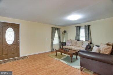 42639 Waxpool Rd, Ashburn, VA 20148 - photo 3