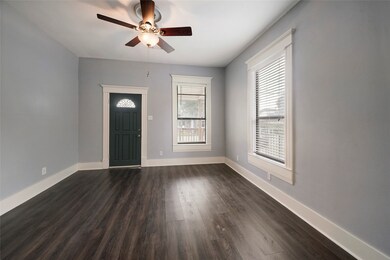 1320 Idylwild St, Houston, TX 77009 - photo 4