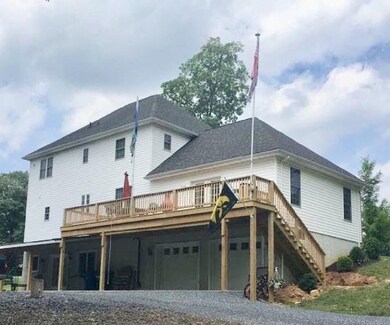 1041 Grindstone Cir, Everett, PA 15537 - photo 2