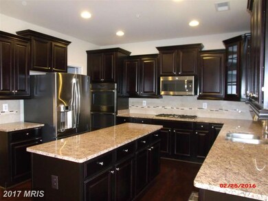 720 Highland Meadows Dr, Gambrills, MD 21054 - photo 7