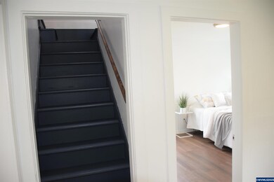 Stairs & Master Entry