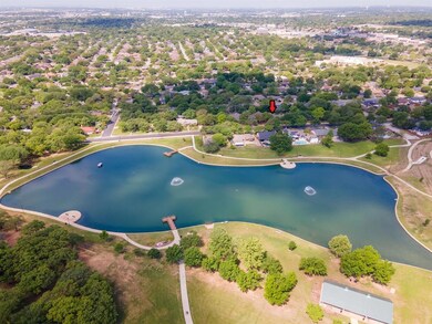 2325 Lakeview Dr, Bedford, TX 76021 - photo 6