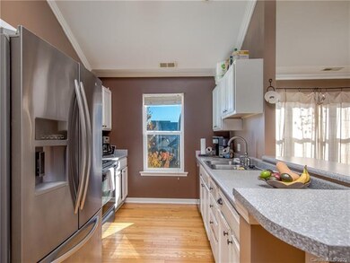 81 Rotunda Cir, Asheville, NC 28806 - photo 5