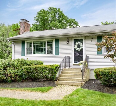 11 Briarwood Rd, Rutland, MA 01543 - photo 2