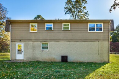 6427 Pythian Road-10
