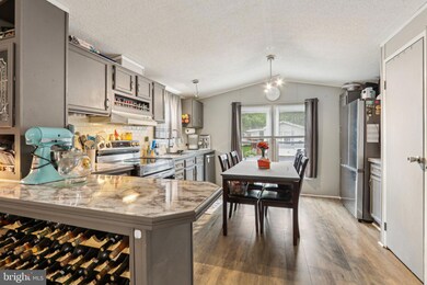 290 Poplar Dr, Quakertown, PA 18951 - photo 7