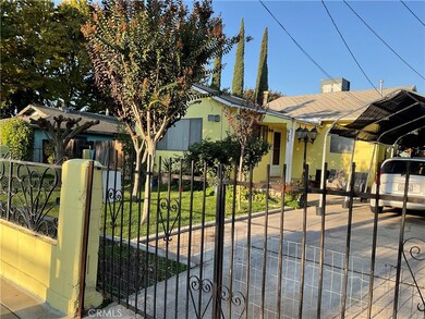 915 R St, Merced, CA 95341 - photo 7