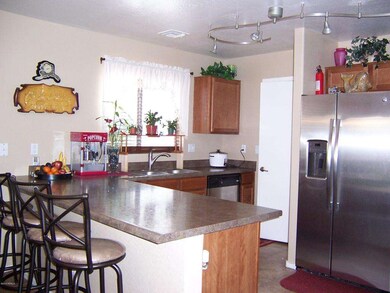 11226 w mariposa Beatriz 002.jpg