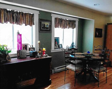 286 S Main St, Seabrook, NH 03874 - photo 2