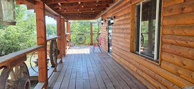 823 Fremont St, Thermopolis, WY 82443 - photo 3