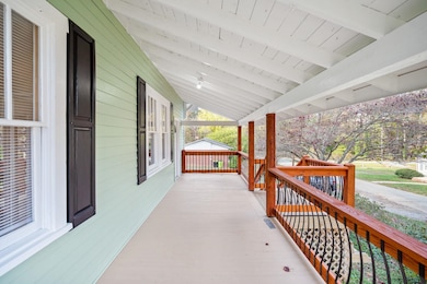 511 N Fir Ave, Siler City, NC 27344 - photo 4