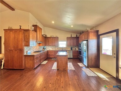 174 Riley Ln, Port O'Connor, TX 77982 - photo 6