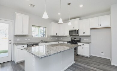 4550 Pinehurst Trace Dr, Pinehurst, TX 77362 - photo 5