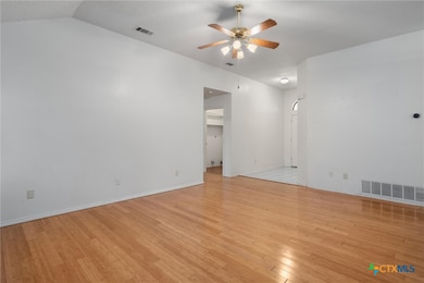 5004 Lindsey Dr, Killeen, TX 76542 - photo 3