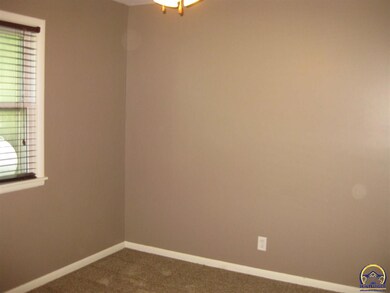 614 Main St, Maple Hill, KS 66507 - photo 7