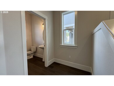 17940 SW Alvord Ln, Beaverton, OR 97007 - photo 5