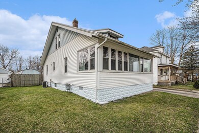 1320 Oak St, Niles, MI 49120 - photo 3