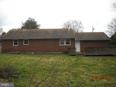 129 Dahlia Ave, Williamstown, NJ 08094 - photo 2