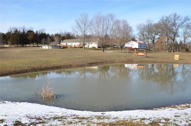 644 Hillview Dr, Robertsville, MO 63072 - photo 2