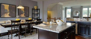 916 Magnolia Blossom Ct, Sykesville, MD 21784 - photo 2