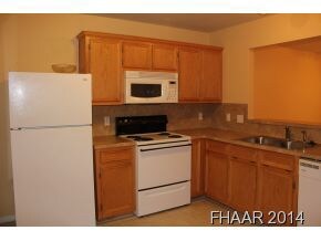 3109 Yaupon Rd unit B, Copperas Cove, TX 76522 - photo 3