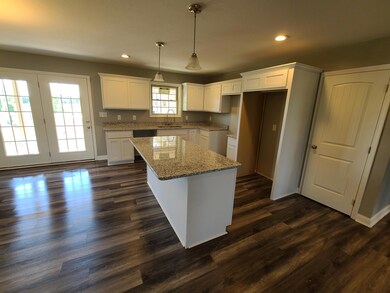 917 Wheatfield Rd unit mer, Harrodsburg, KY 40330 - photo 4