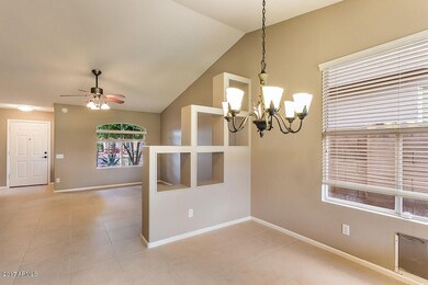 3217 E tonto-11