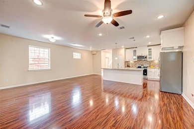 5112 Creekmont Dr, Houston, TX 77091 - photo 6