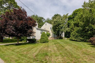4 Wabun Rd Cape Elizabeth ME-large-001-0