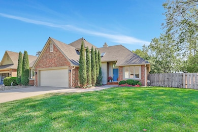 9303 E Bent Tree Cir, Wichita, KS 67226 - photo 2